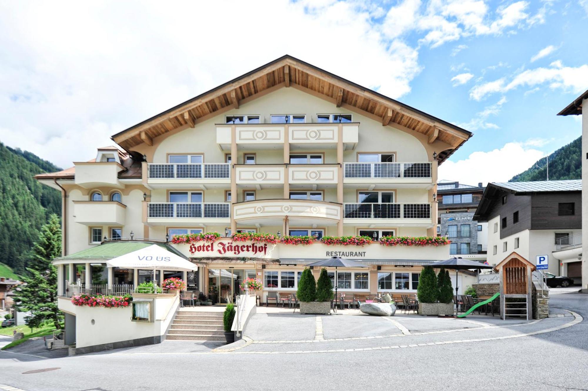 Hotel Jaegerhof Ишгль Экстерьер фото