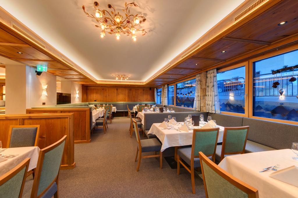 Hotel Jaegerhof Ишгль Экстерьер фото